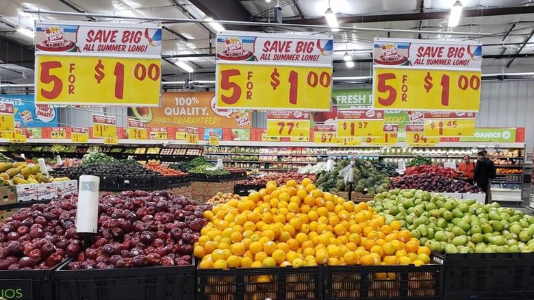 View of produce area in a Joe V's Smart Shop