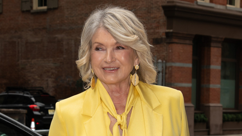 Martha Stewart in a yellow ensemble