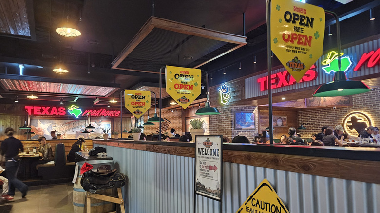 Interior of Texas Roadhouse